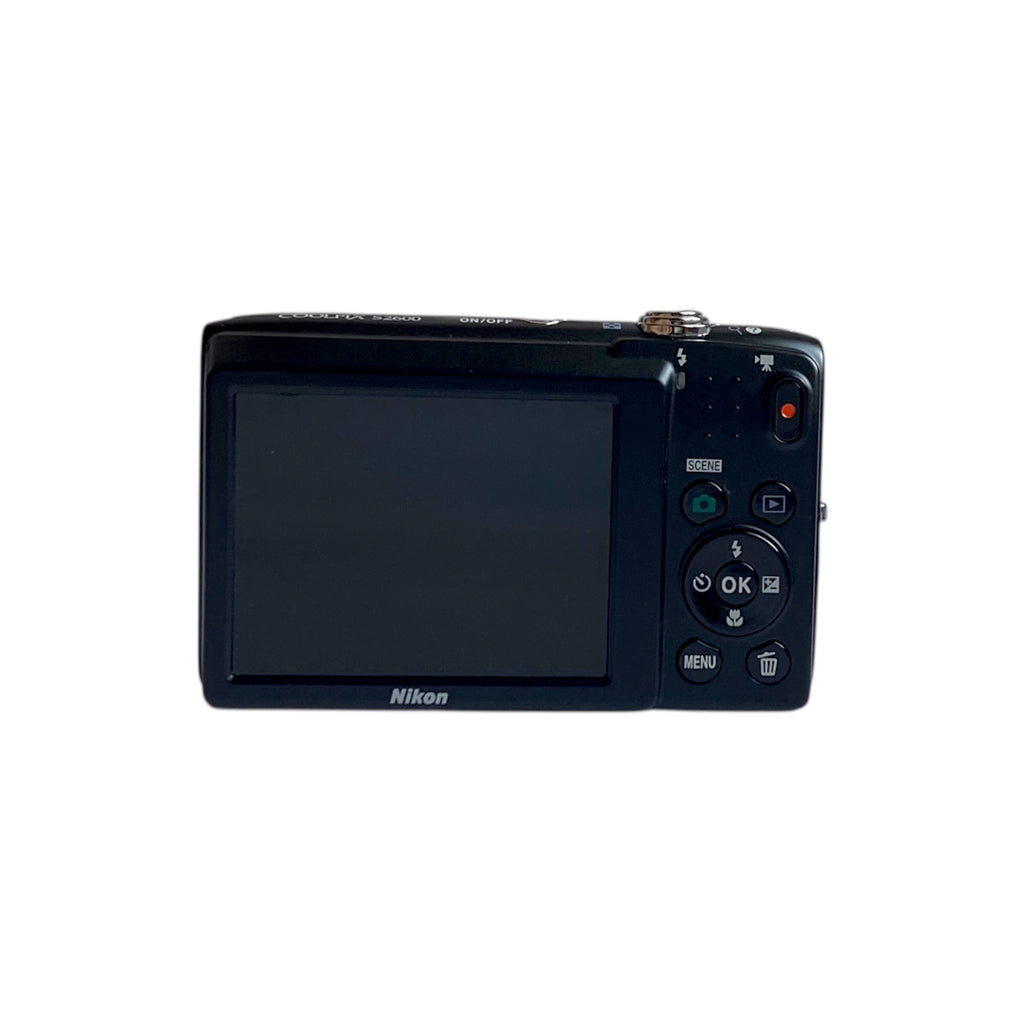 Nikon Coolpix S2600
