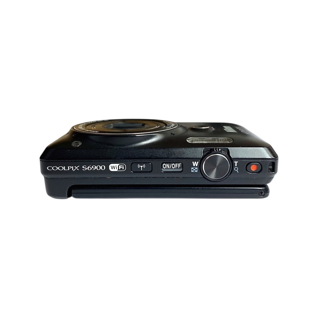 Nikon Coolpix s6900
